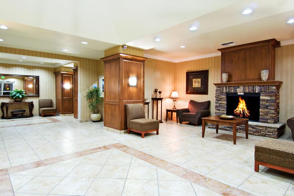 Holiday Inn Express & Suites Klamath Falls Central By Ihg Eksteriør billede