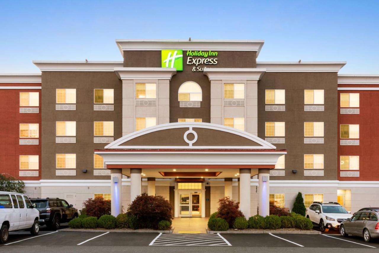 Holiday Inn Express & Suites Klamath Falls Central By Ihg Eksteriør billede